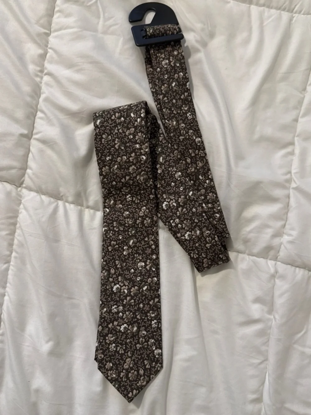 Bar III floral necktie brown olive green botanical print 100% cotton retro
